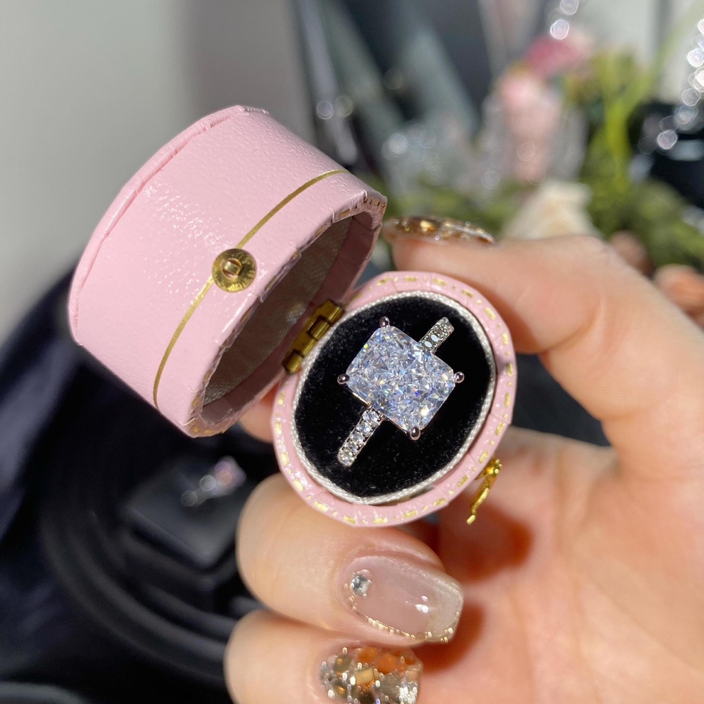 High-carbon diamond gold electroplating ring with adjustable opening