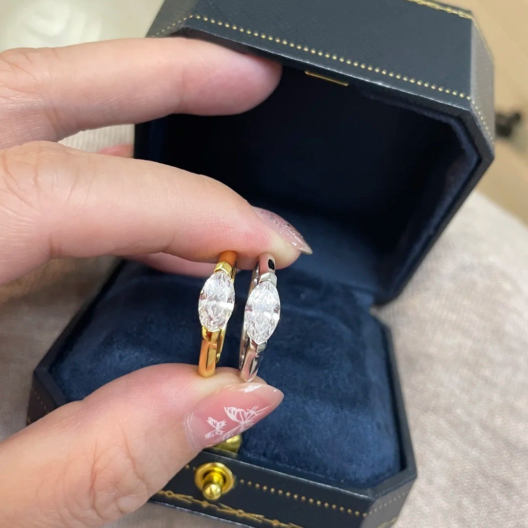 Angel's Eye Marquise-Cut Cubic Zirconia Ring